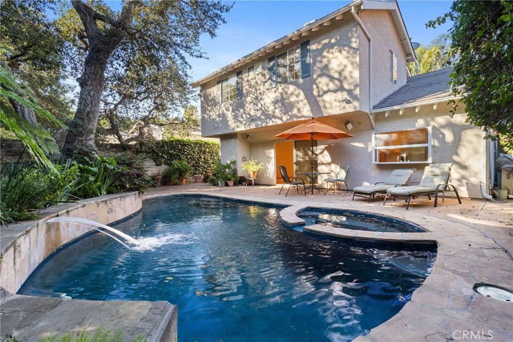 22068 Martinez Street, Woodland Hills, CA 91364