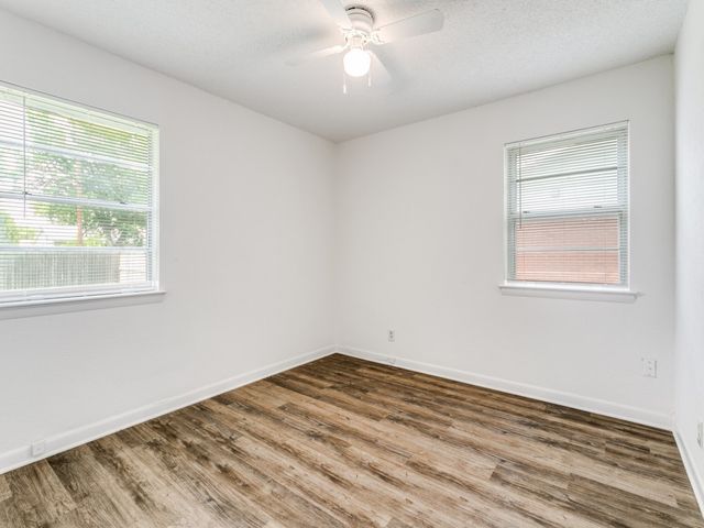3023 Topaz Lane, Farmers Branch, TX 75234