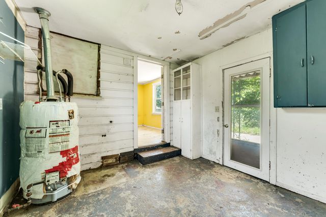 2723 West State Street, Springfield, MO 65802