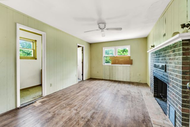 2723 West State Street, Springfield, MO 65802