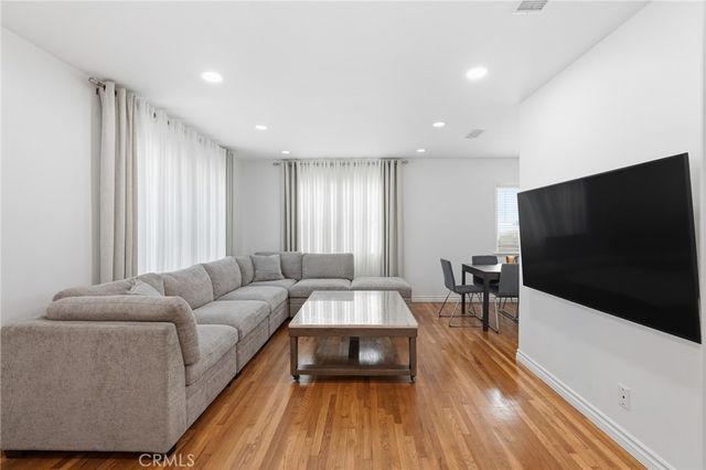 12824 Osborne, Pacoima, CA 91331