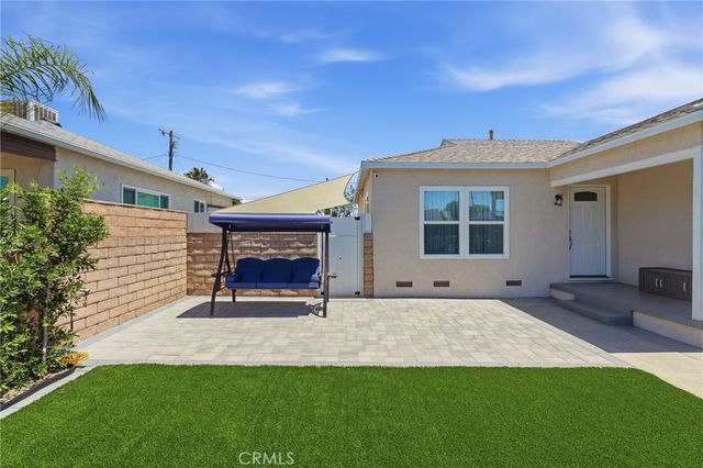 12824 Osborne, Pacoima, CA 91331