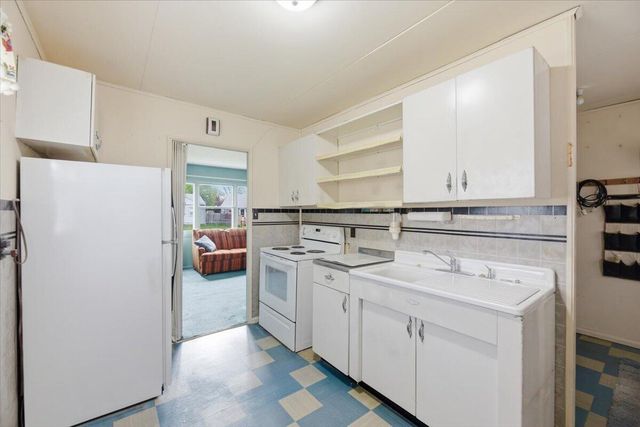 3101 8TH Avenue, Council Bluffs, IA 51501