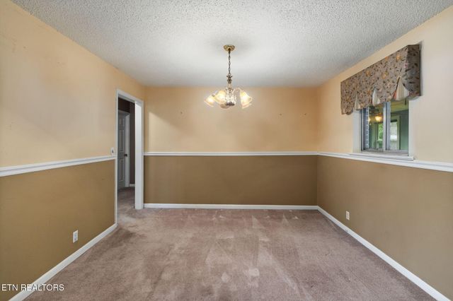 26 Stovall St, Fort Oglethorpe, GA 30742