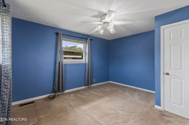 26 Stovall St, Fort Oglethorpe, GA 30742