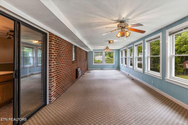 26 Stovall St, Fort Oglethorpe, GA 30742