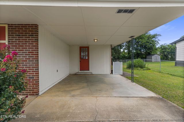 26 Stovall St, Fort Oglethorpe, GA 30742