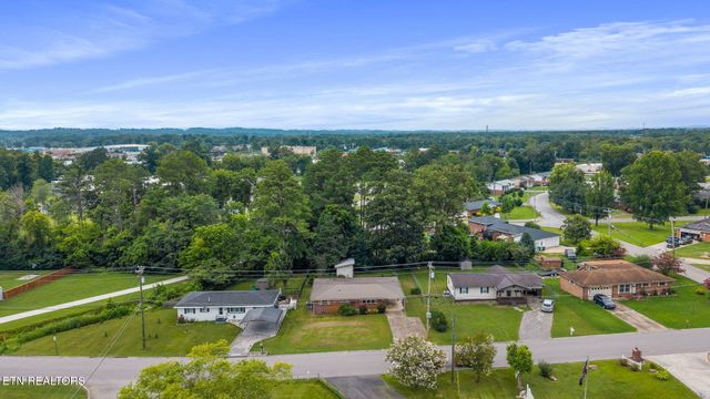 26 Stovall St, Fort Oglethorpe, GA 30742