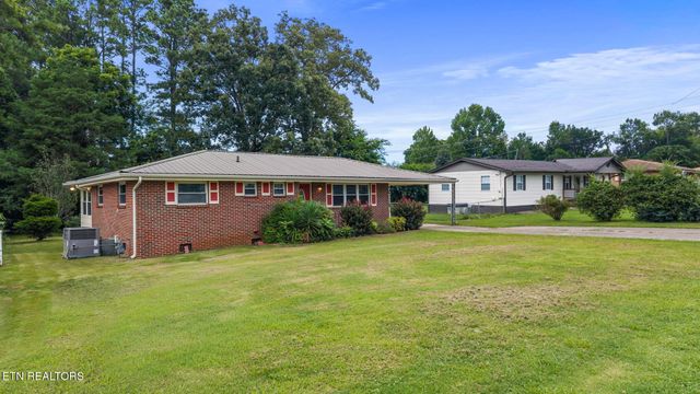 26 Stovall St, Fort Oglethorpe, GA 30742