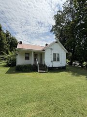 219 Corolla Rd, Sparta, TN 38583