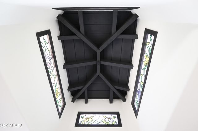 2421 E MONTEBELLO Avenue, Phoenix, AZ 85016