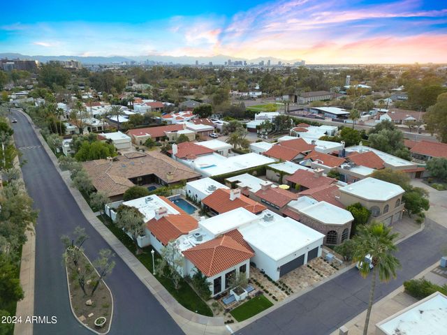 2421 E MONTEBELLO Avenue, Phoenix, AZ 85016