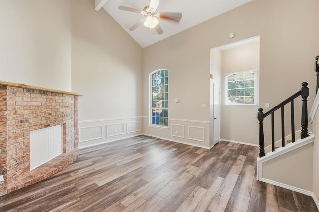 918 Blue Jay Drive, Mansfield, TX 76063