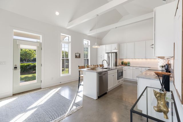 1811A 3rd Ave, N, Nashville, TN 37208