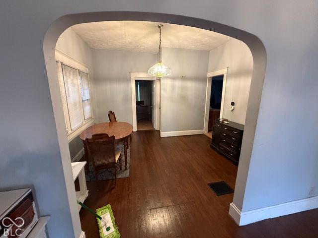 933 E Morris Street, Indianapolis, IN 46203
