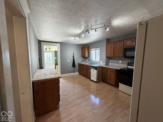 933 E Morris Street, Indianapolis, IN 46203