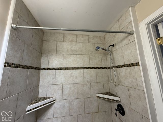 933 E Morris Street, Indianapolis, IN 46203