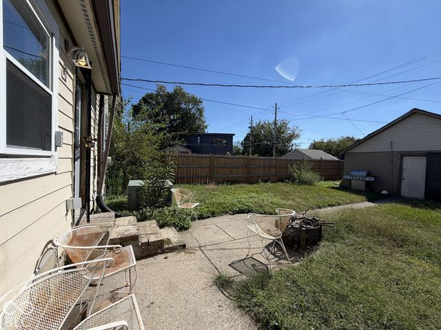 933 E Morris Street, Indianapolis, IN 46203