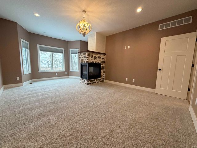 16467 Quarry Boulevard, Huntertown, IN 46748