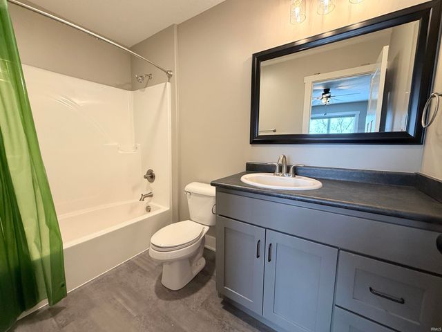 16467 Quarry Boulevard, Huntertown, IN 46748