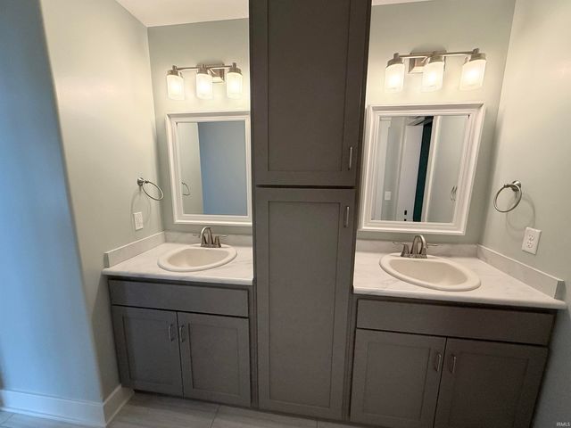 16467 Quarry Boulevard, Huntertown, IN 46748