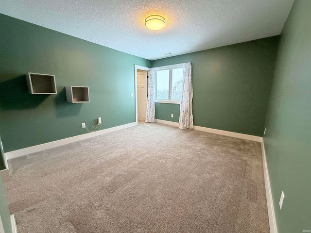 16467 Quarry Boulevard, Huntertown, IN 46748