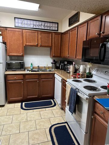 2005 Greens Blvd Apt D108, Myrtle Beach, SC 29577