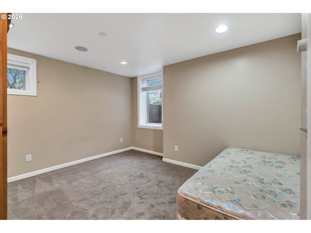 1835 Ne 22ND Ave 5, Portland, OR 97212