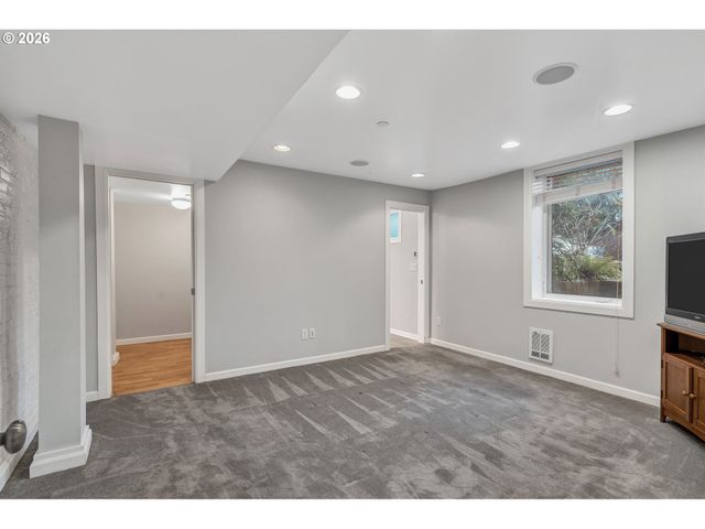 1835 Ne 22ND Ave 5, Portland, OR 97212