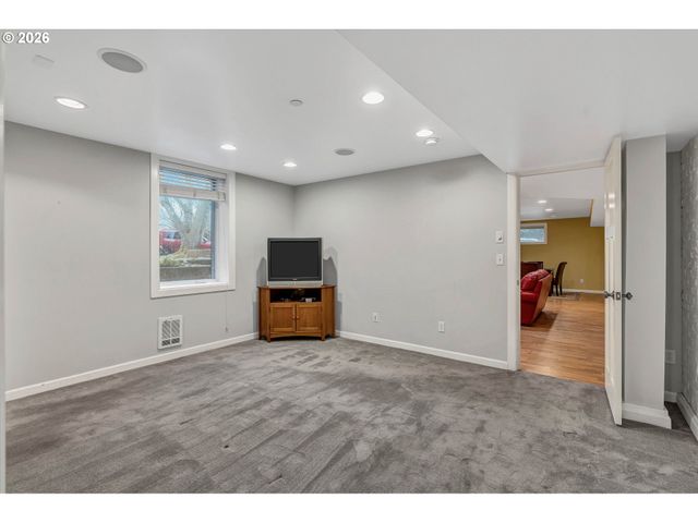 1835 Ne 22ND Ave 5, Portland, OR 97212