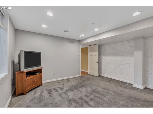 1835 Ne 22ND Ave 5, Portland, OR 97212