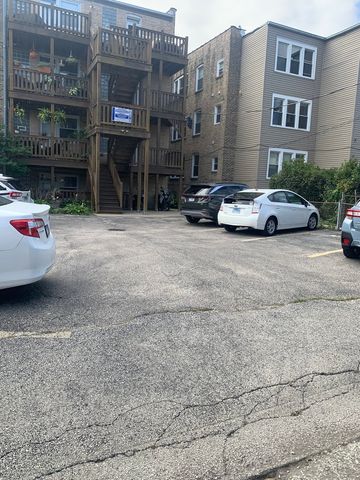 1734 W Foster Avenue P-4, Chicago, IL 60625