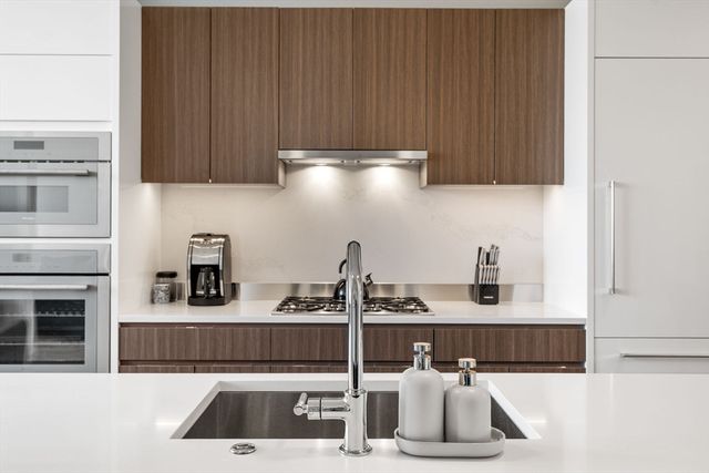 100 Shawmut Ave 302, Boston, MA 02118