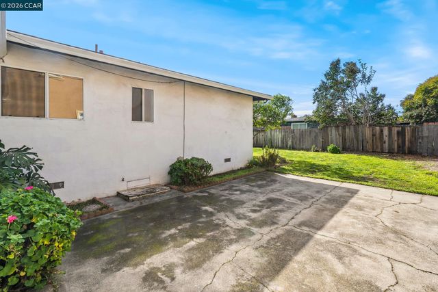 18567 Hunter Ave, San Lorenzo, CA 94541