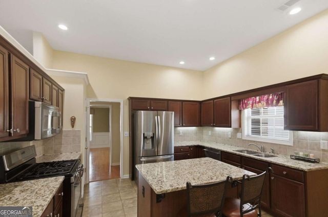 2511 Apalachee Run Way, Dacula, GA 30019