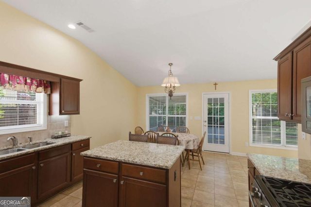 2511 Apalachee Run Way, Dacula, GA 30019
