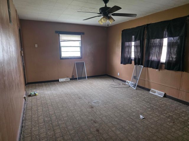 437 Fairmount Road, Kingsford Heights, IN 46346