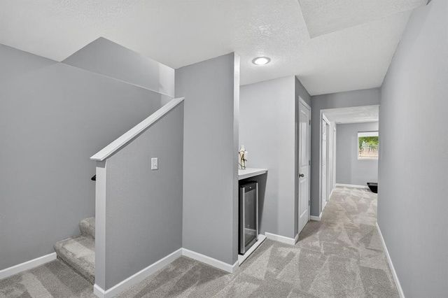 424 SE 12th Street, Grimes, IA 50111