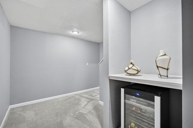 424 SE 12th Street, Grimes, IA 50111