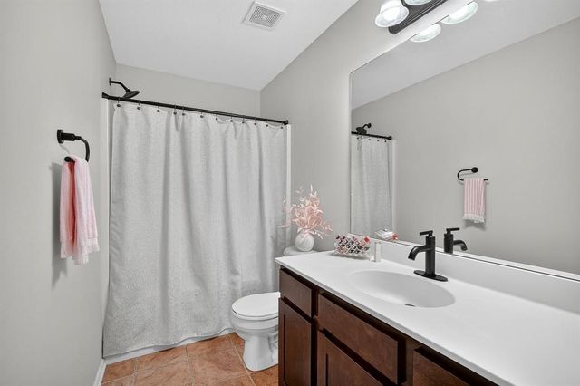 424 SE 12th Street, Grimes, IA 50111