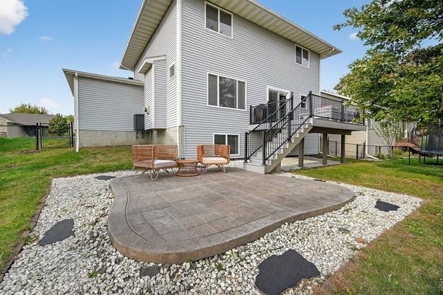 424 SE 12th Street, Grimes, IA 50111