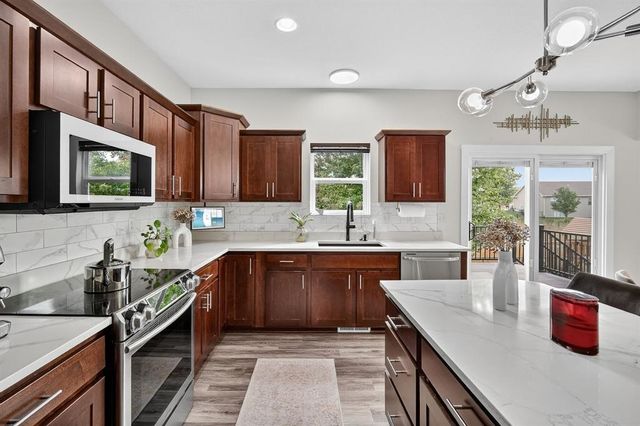 424 SE 12th Street, Grimes, IA 50111