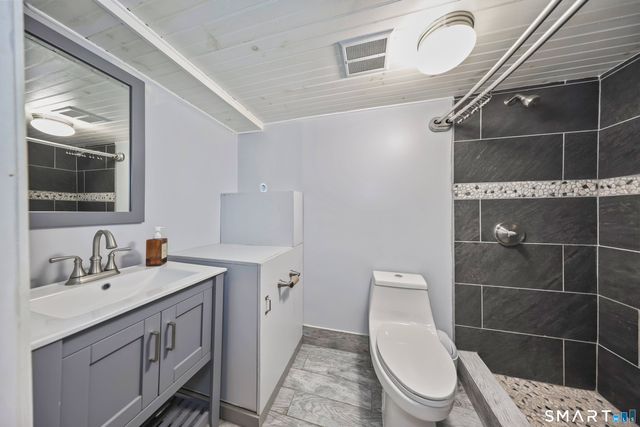 2 Badger Road, Wolcott, CT 06716