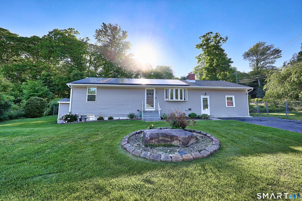 2 Badger Road, Wolcott, CT 06716
