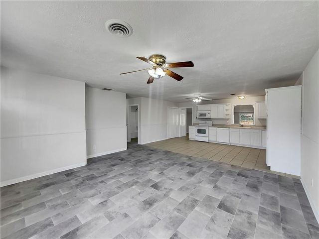 225 Griffin Park Road, Griffin, GA 30223