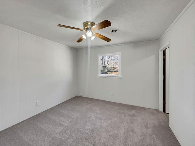 225 Griffin Park Road, Griffin, GA 30223