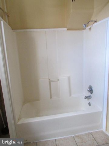 412 LINDLEY AVE, Philadelphia, PA 19120