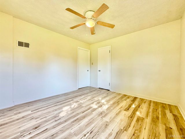 7403 County 426 M.5 Road, Gladstone, MI 49837