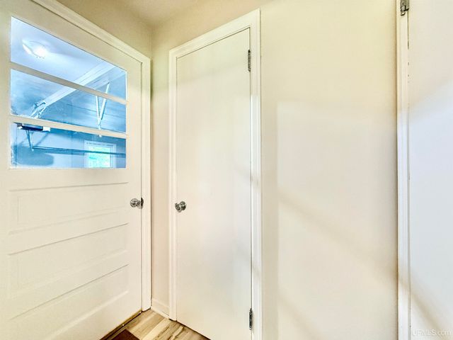 7403 County 426 M.5 Road, Gladstone, MI 49837