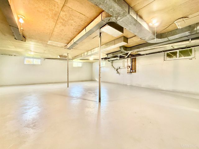 7403 County 426 M.5 Road, Gladstone, MI 49837